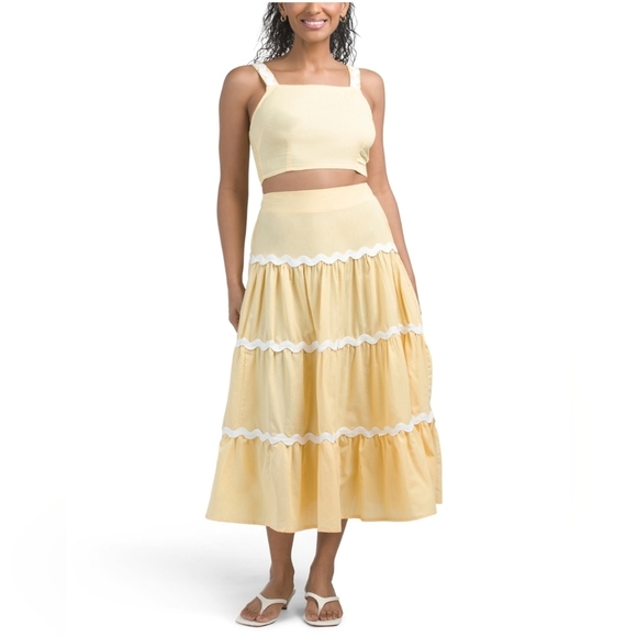 💛🔹️Us Together🔹️ Butter Yellow  2 Piece Top And Tiered Maxi Skirt SIZE XL - Picture 2 of 3